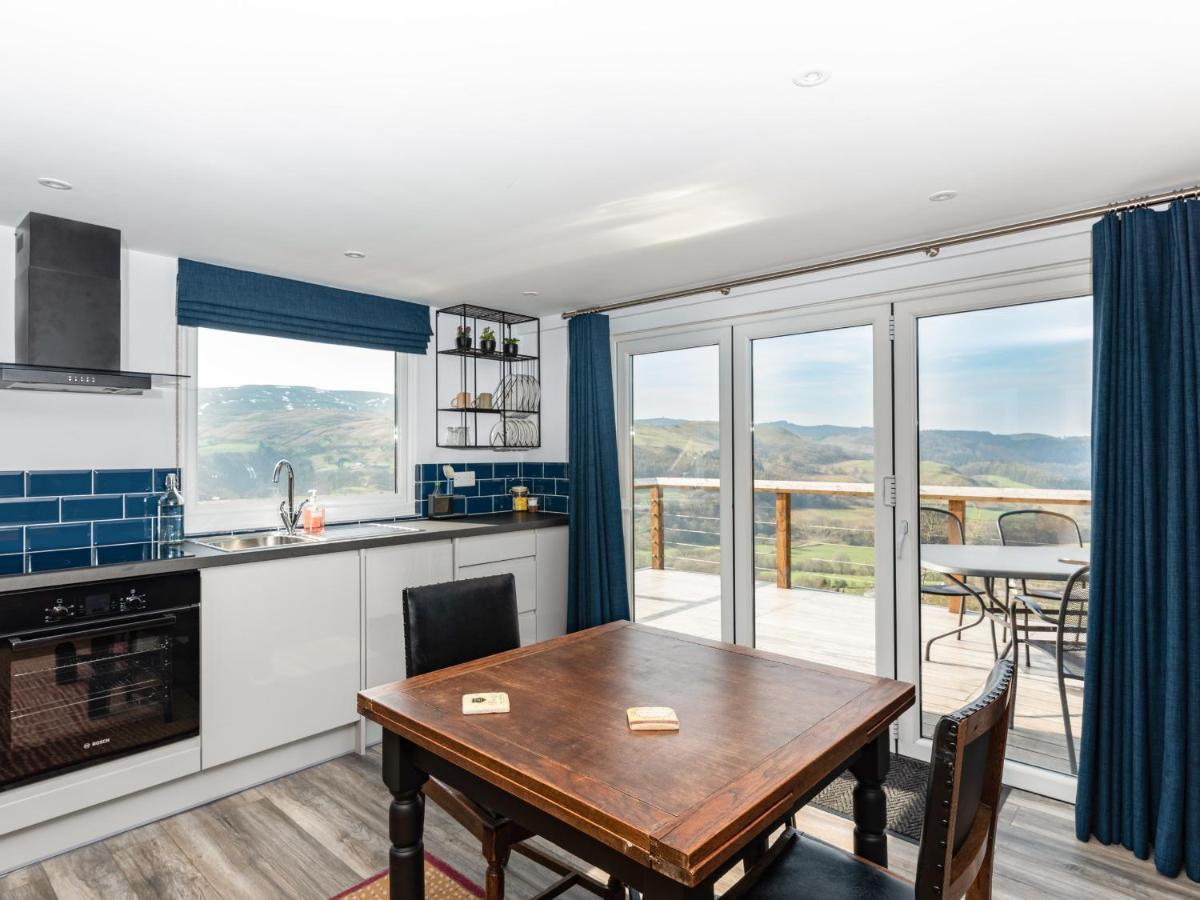 Haka Lodge Aberystwyth Buitenkant foto
